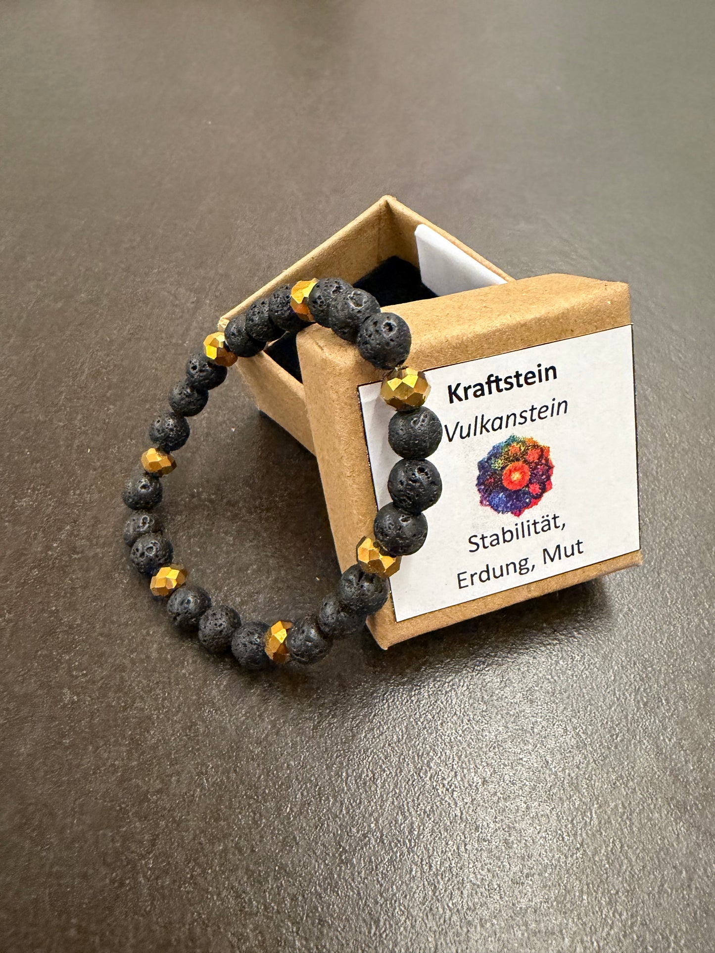 Vulkanstein-Perlenarmband