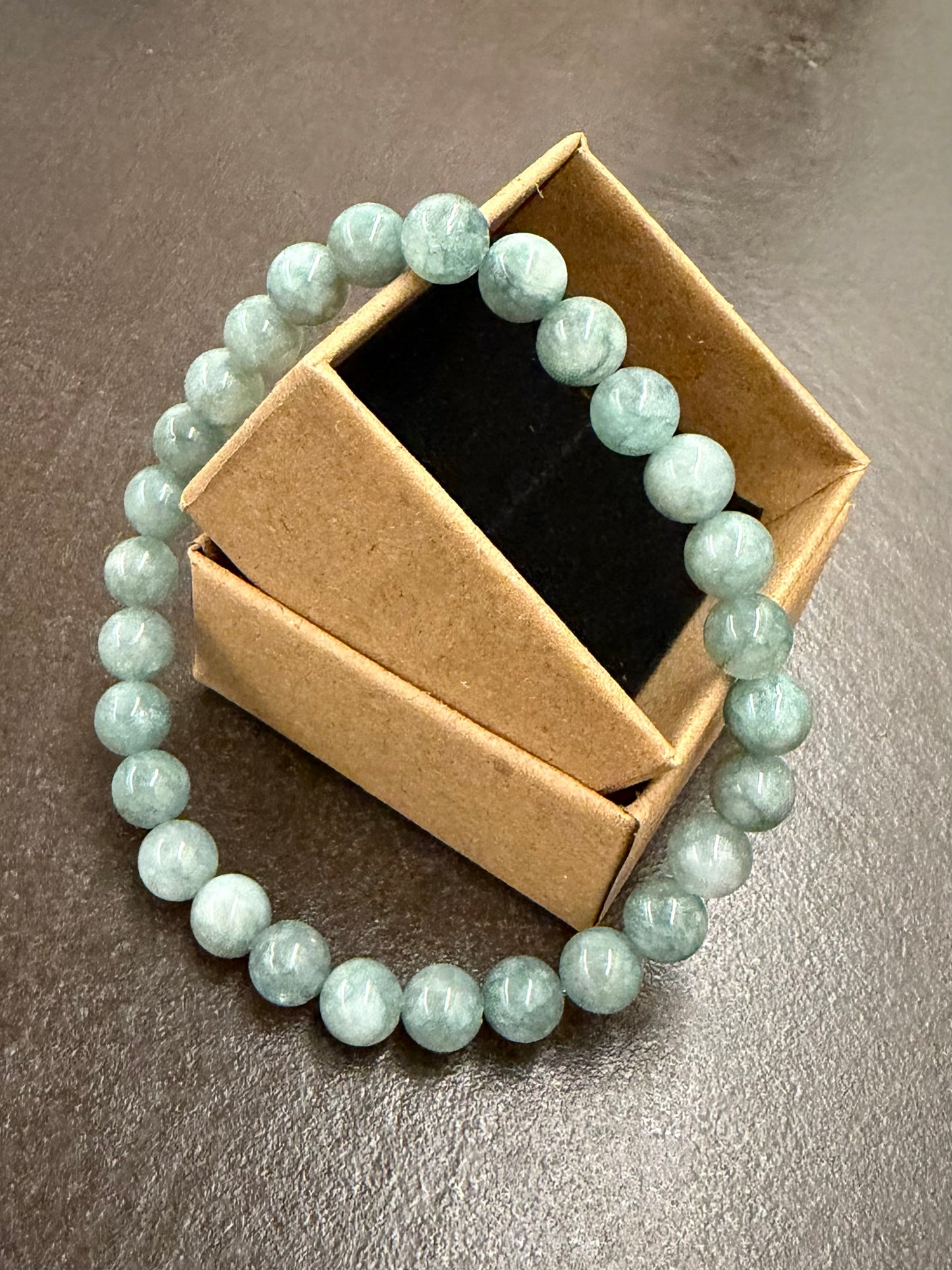 Jade-Perlenarmband