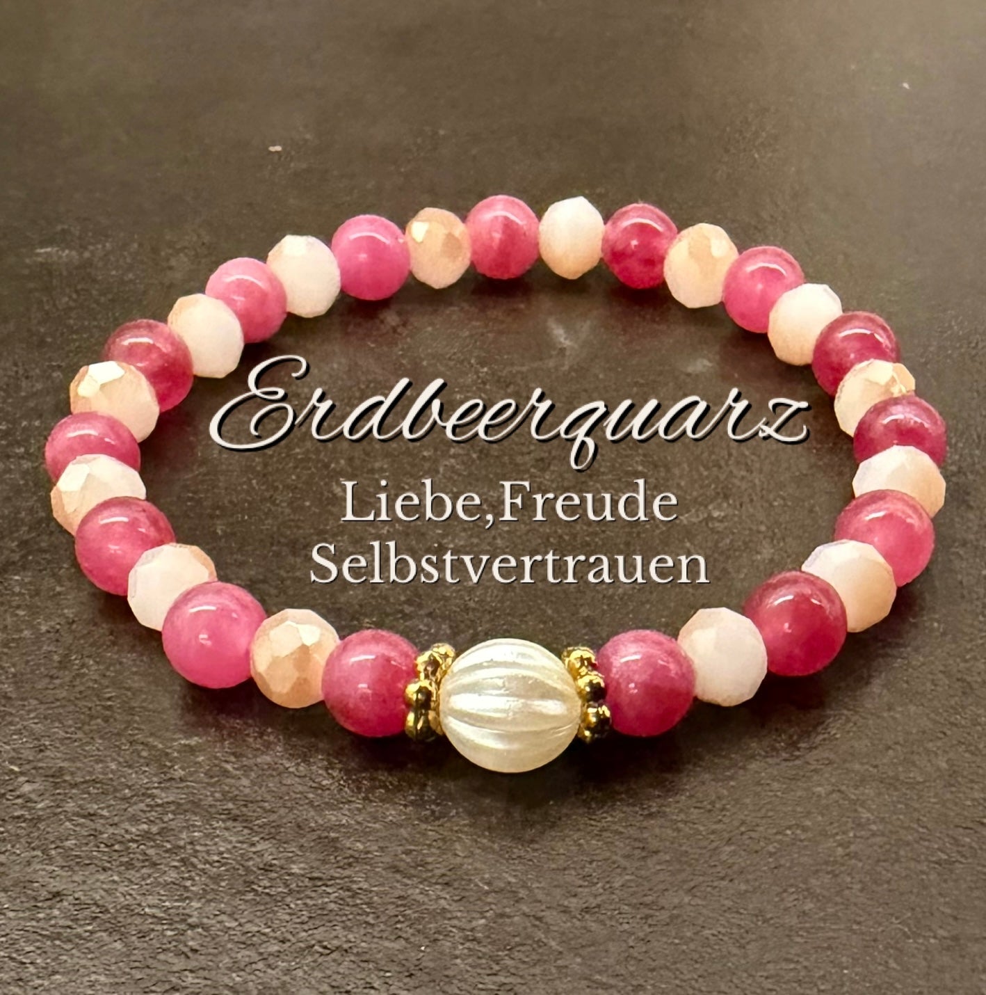 Erdbeerquarz-Perlenarmband