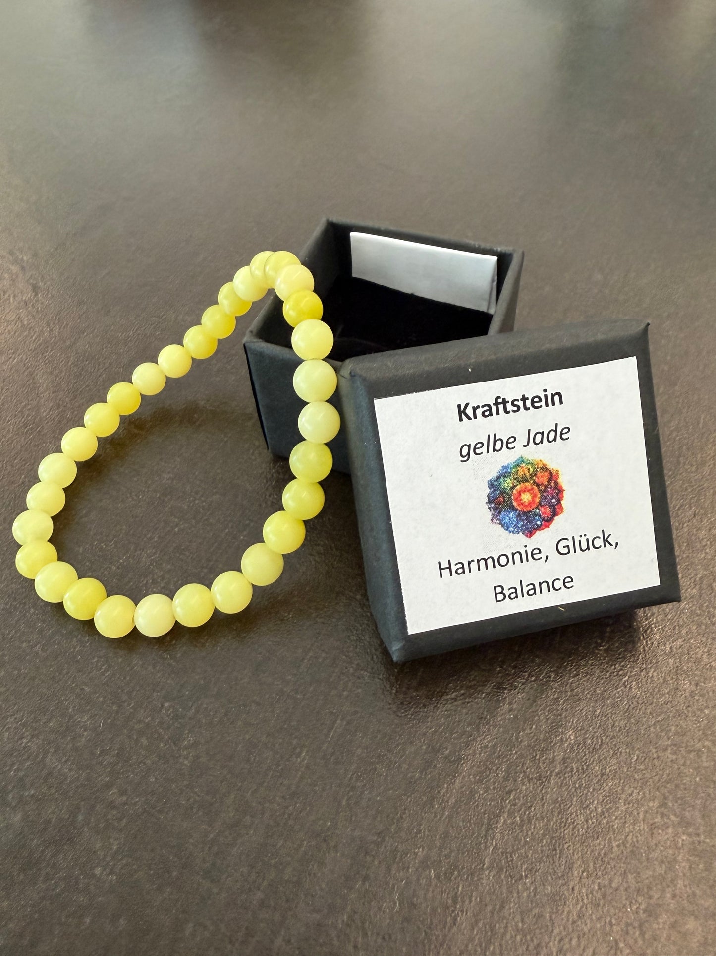 Gelbe-Jade-Perlenarmband