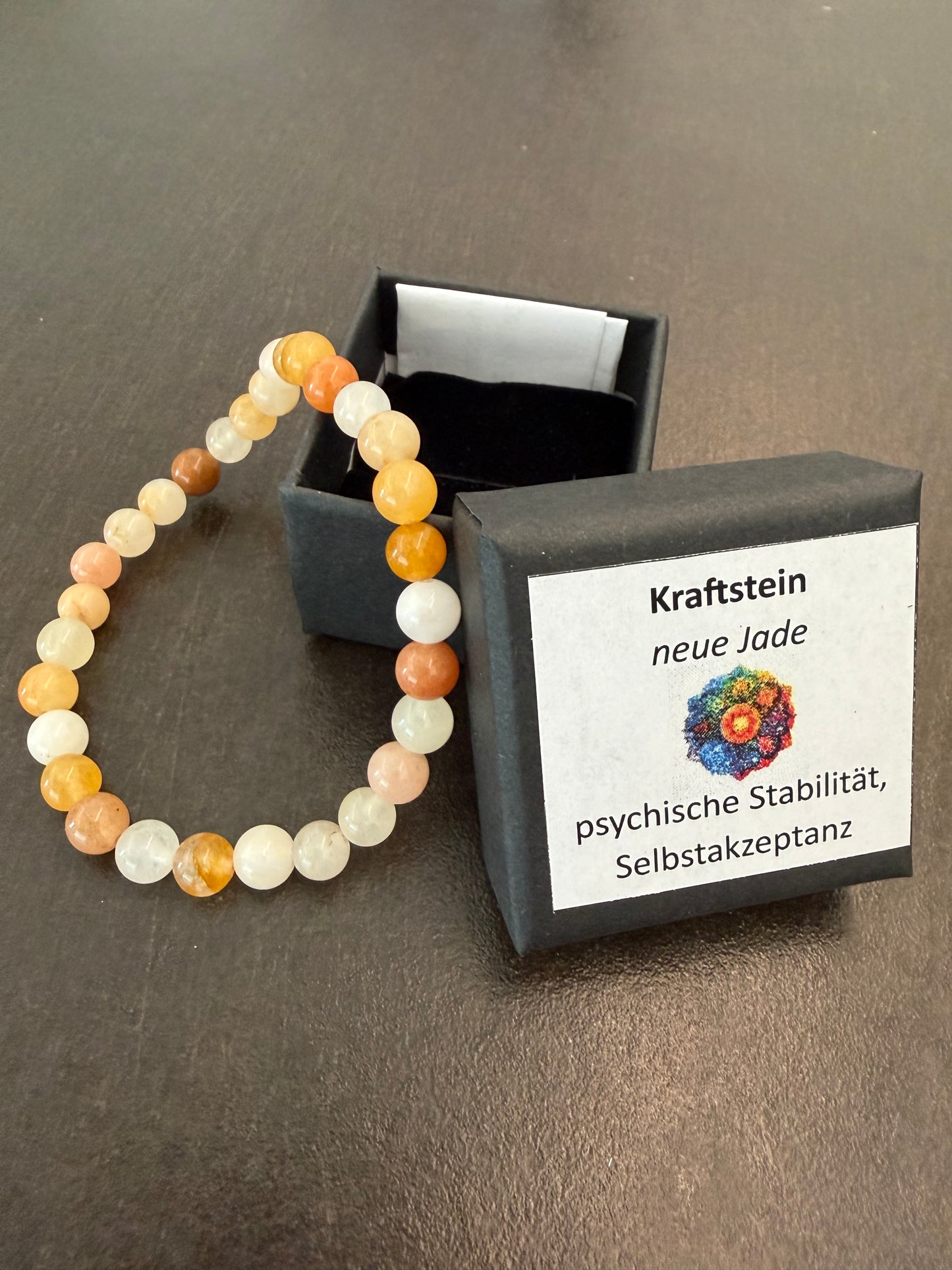 Neue-Jade-Perlenarmband